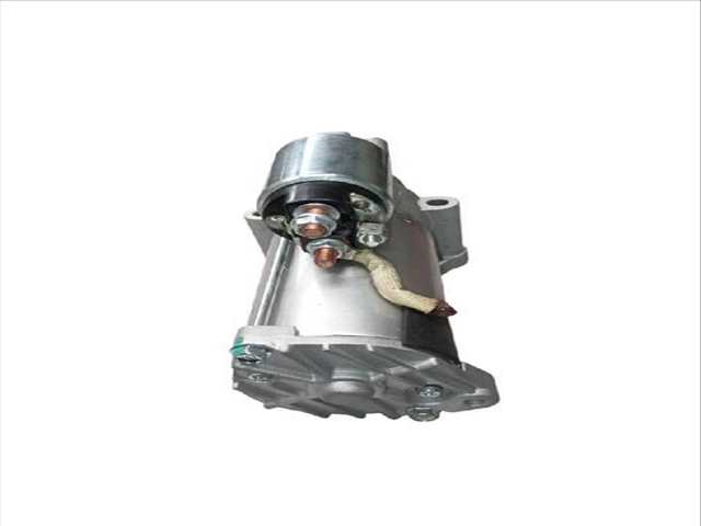 Foto 2ª: Motor de Arranque Ford Mondeo 2.0 TDCI (2000)