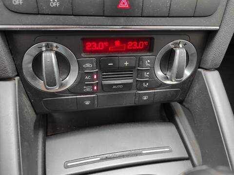 Mando Climatizador Audi A3 CAYC