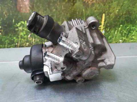 Foto 3ª: Bomba Inyeccion Volkswagen Passat SPORT 4MOTION BMT 150CV 110KW [CRL] (2016)