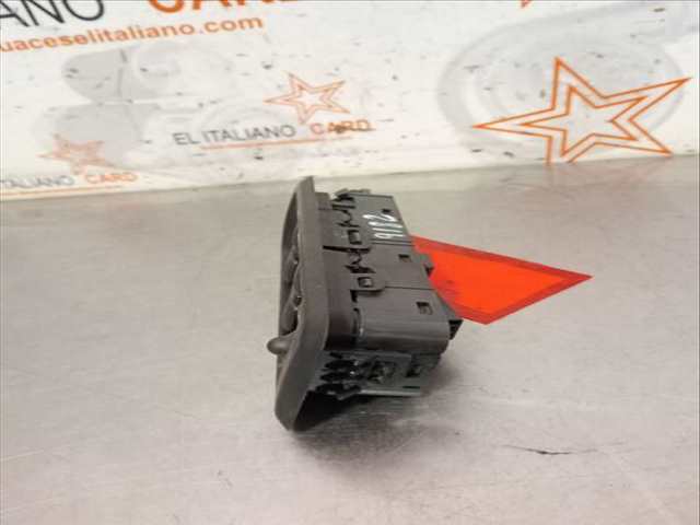 Foto 3ª: Botonera Elevalunas Land Rover Range V6 TD AUTOBIOGRAPHY 245CV 180KW [30DDTX] (2011)