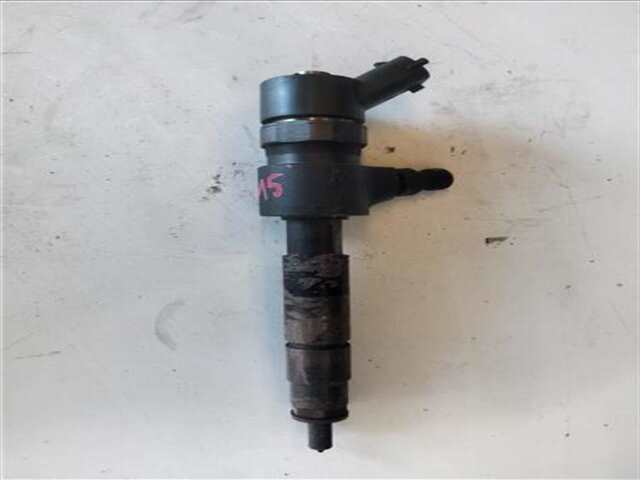 Foto 2ª: Inyectores Opel Vectra 1.9 ELEGANCE [1.9 LTR. - 74 KW CDTI CAT (Z 19 DTL - LPP)] [Z19DT]