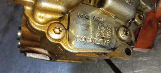 Foto 2ª: Bomba de Aceite Renault Megane 1.2 EXPRESSION [1.2 LTR. - 85 KW 16V TCE] III BERLINA 5P (2008-_)