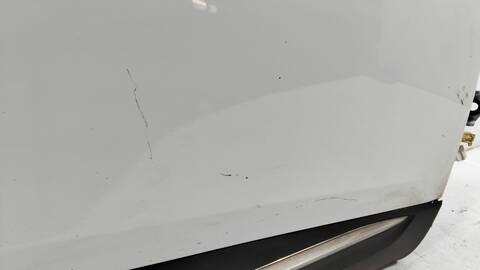 Foto 3ª: Puerta Delantera Derecha Renault Kadjar LIMITED 1 TCE ENERGY 140CV (2015)