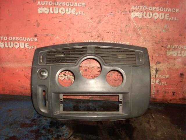 Consola Central Renault Scenic 1.5 AUTHENTIQUE [1.5 LTR. - 74 KW DCI DIESEL] (JM)(2003-_)