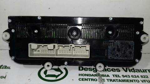 Foto 3ª: Mando Climatizador Volkswagen Golf SPORTLINE 140CV 103KW [BKD] (2005)