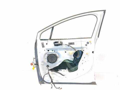 Foto 3ª: Puerta Delantera Derecha Peugeot 3008 1.6 BLUEHDI 120 [BHZ (DV6FC)] (2016)