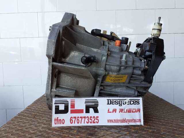 Foto 3ª: Caja Cambios Renault Master 2.5 DCI D 120CV (2006)