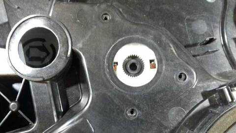 Foto 3ª: Elevalunas Eléctrico Delantero Izquierdo Ford Fiesta 1.25 16V CAT 82CV 60KW [SNJA] (2009)