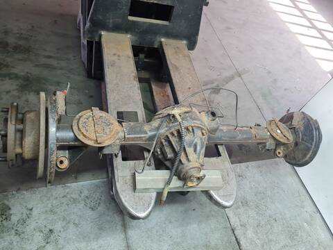 Puente Trasero Land Rover Defender TD5 110 FAMILIAR 90KW) 122CV