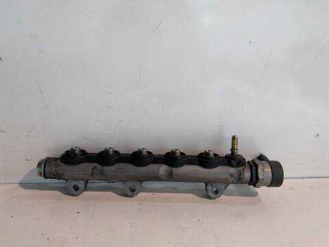 Foto 2ª: Rampa Inyectora Renault Laguna M9R742 BERLINA (2013)