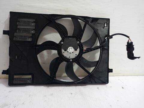 Foto 2ª: Electroventilador Volkswagen Golf COMFORTLINE BLUEMOTION AUT. 150CV (2013)