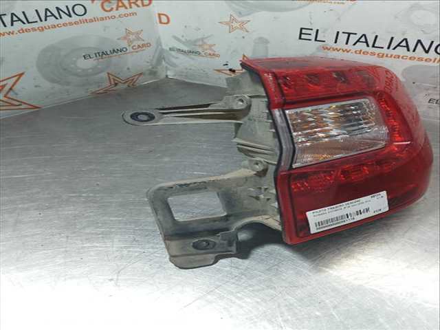 Foto 3ª: Piloto Trasero Derecho Subaru Outback EXECUTIVE PLUS 150CV 110KW [EE20] (2015)