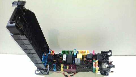 Caja Reles Fusibles Mercedes Vito 114/116 CDI 119 CDI/BT 4MATIC EXTRALANG 447.705) 136CV 100KW