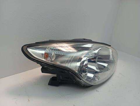 Foto 3ª: Faro Derecho Hyundai i30 STYLE 116CV 85KW [D4FB] (2008)