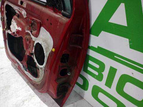 Foto 3ª: Puerta Delantera Izquierda Citroen C3 1.4 HDI SX 68CV [8HXDV4TD] (1995)