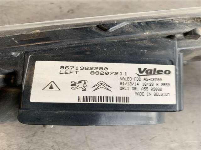 Foto 2ª: Faro Izquierdo Citroen DS3 1.2 12V82CV 0CV [HMZ] (2015)