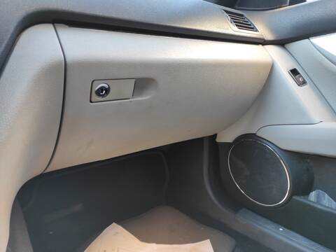 Guantera Mercedes Clase C 160 646811 BERLINA