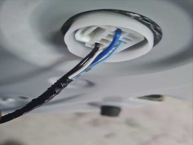 Foto 3ª: Cerradura Puerta Delantera Derecha Toyota Yaris MXPJ1) 1.5 HYBRID 92CV [M15A] (2024)