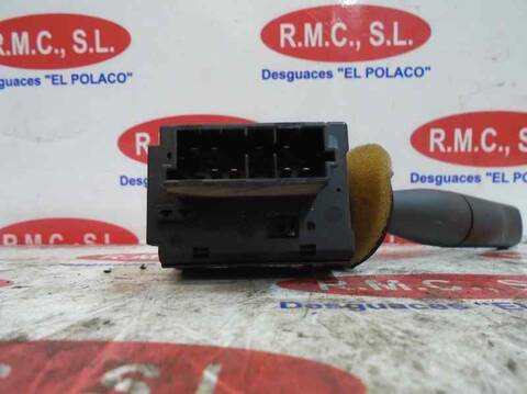 Foto 2ª: Mando Multifuncion Citroen Saxo 1.5 D IMAGE 57CV 42KW [VJZ] (1999)