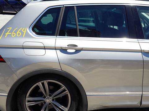 Puerta Trasera Derecha Volkswagen Tiguan 1.5 TSI 150CV 110KW