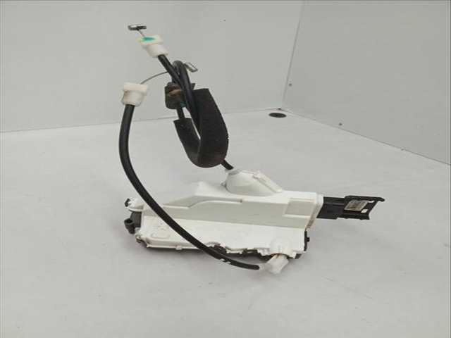 Cerradura Puerta Delantera Derecha Peugeot 3008 1.6 BLUEHDI 115 MCBHXW MCBHYB) 116CV 85KW