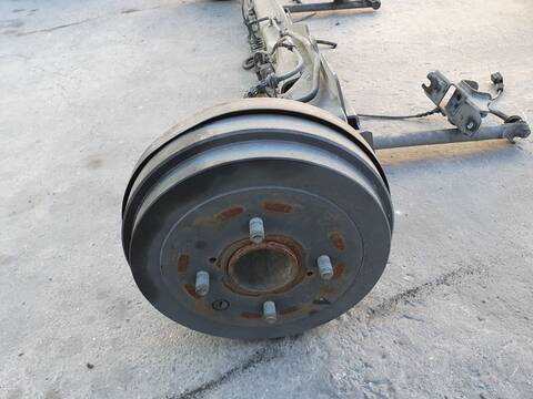 Foto 2ª: Puente Trasero Nissan NV200 M20) KOMBI COMFORT [K9K] (2010)