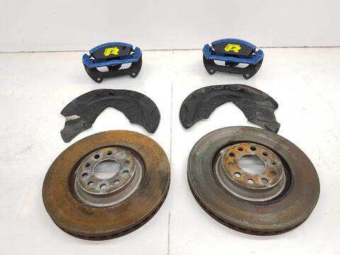 Kit Frenos Volkswagen Golf 2.0 TSI 301CV