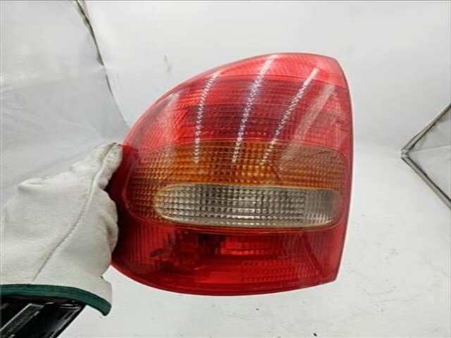 Piloto Trasero Izquierdo Opel Corsa 1.5 VIVA [1.5 LTR. - 37 KW DIESEL]