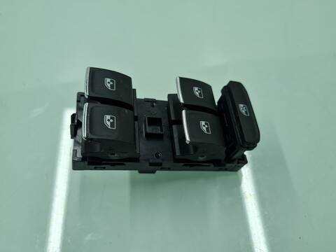 Foto 4ª: Botonera Elevalunas Audi A1 30 TFSI BASICO 116CV 85KW [DKRF] (2020)
