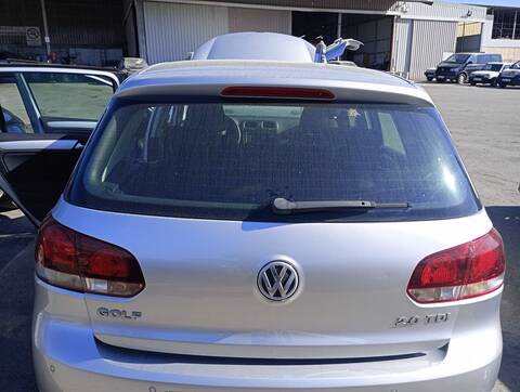 Foto 3ª: Portón Volkswagen Golf ADVANCE 140CV 103KW [CFFB] (2010)