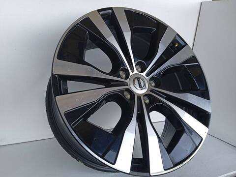 Foto 3ª: LLanta Aleacion Volvo XC 60 CORE AWD 250CV 184KW [B420T11] (2025)