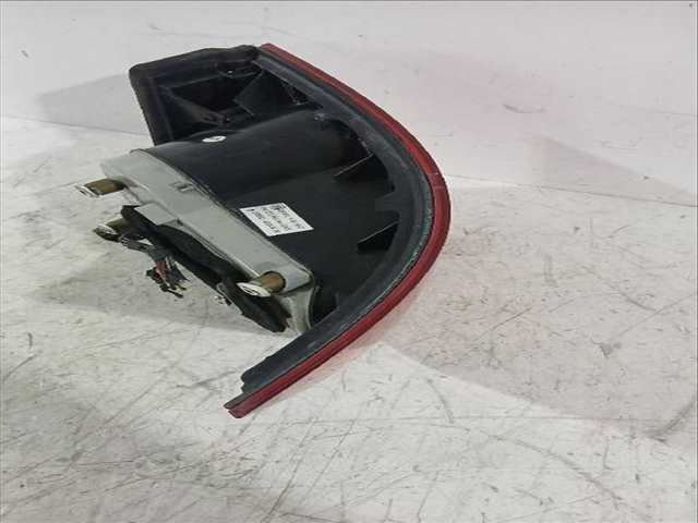 Foto 3ª: Piloto Trasero Derecho Volkswagen Phaeton 3.0 V6 TDI 4MOTION 240CV [CARB CEXA] (2002)