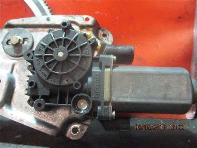 Foto 3ª: Elevalunas Eléctrico Delantero Derecho Bmw Serie 3 315 2.5 325TDS [2.5 LTR. - 105 KW TURBODIESEL CAT] [M51 D25 (25 6 T1)]