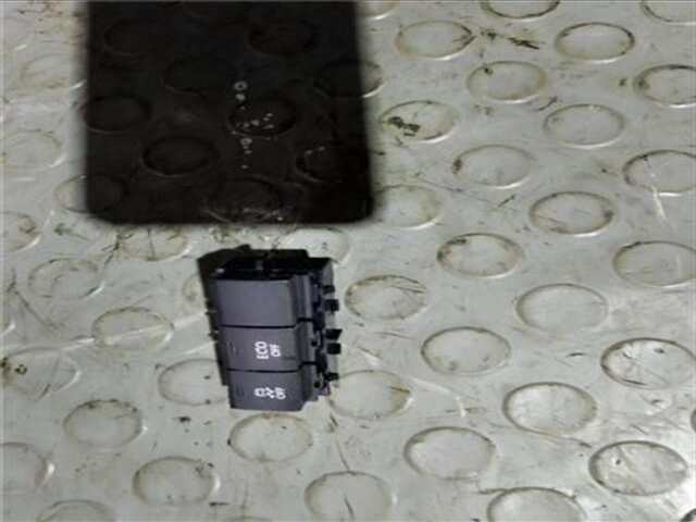 Foto 2ª: Mando Multifuncion Peugeot 308 1.6 ACTIVE [1.6 LTR. - 85 KW 16V E-HDI FAP] [9h05]