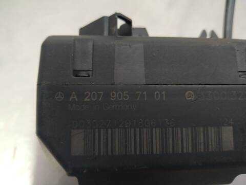 Foto 2ª: Antirrobo Mercedes Clase C 160 C 220 CDI BLUEEFFICIENCY 204.002) 170CV 125KW [651911] (2012)