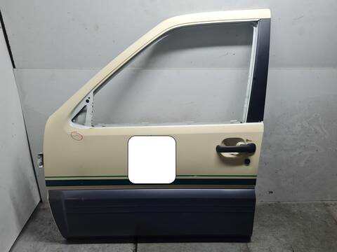 Foto 4ª: Puerta Delantera Izquierda Nissan Terrano AVENTURA 154CV 113KW [ZD30] (1993)