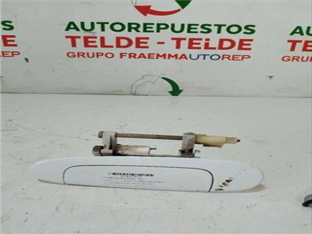 Maneta Exterior Trasera Izquierda Toyota Yaris 1.3 LINEA LUNA [1.3 LTR. 63KW 16V CAT]