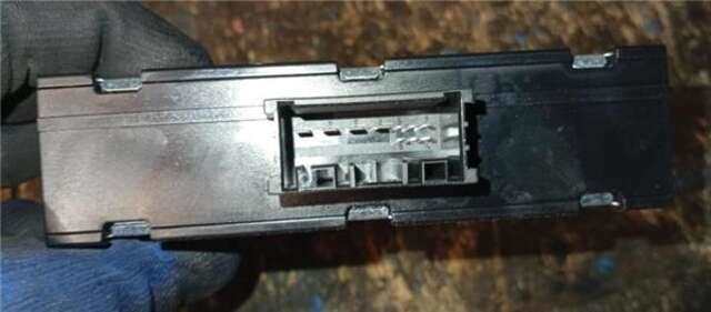 Foto 3ª: Centralita Motor ECU Bmw Serie 5 518 2.0 525 D [2.0 LTR. - 160 KW TURBODIESEL]