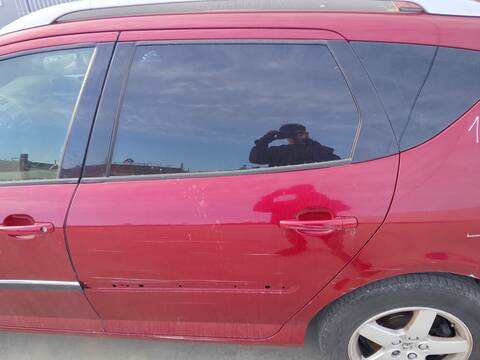Puerta Trasera Izquierda Peugeot 407 RHR