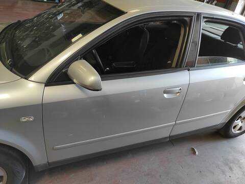 Puerta Delantera Izquierda Audi A4 AWX BERLINA