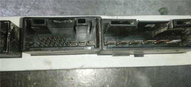 Foto 3ª: Centralita Motor ECU Bmw Serie 7 720 3.0 D [306D2]