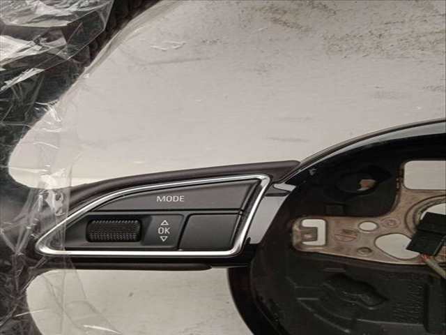 Foto 2ª: Volante Audi A4 2.0 16V TDI AVANT 150CV 110KW [CJCD] (2013)