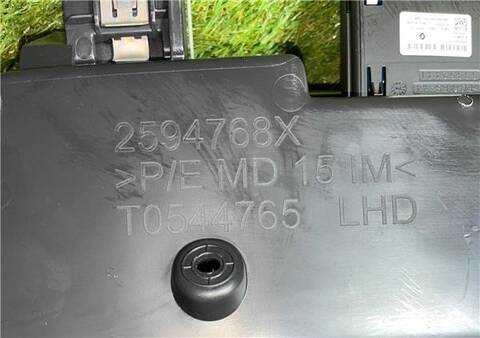 Foto 2ª: Guantera Renault Trafic M9R Z7 170CV 125KW FURGON (2023)