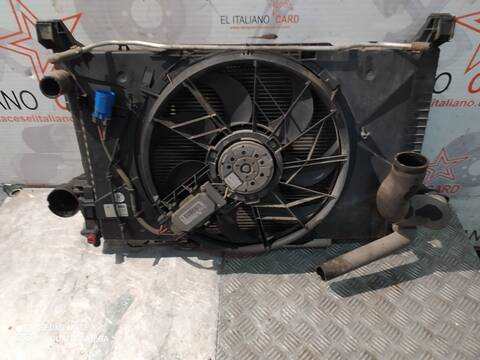 Foto 4ª: Radiador Motor Mercedes Clase A 140 A 180 CDI 169.007) 109CV 80KW [640940] (2005)