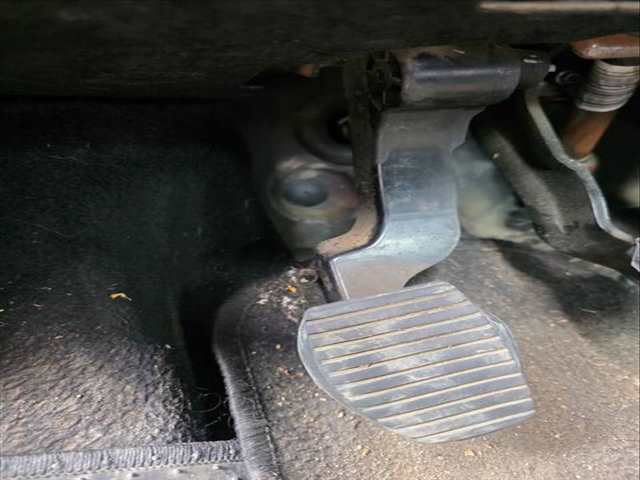 Pedal Embrague Peugeot 2008 HMZ