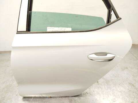 Foto 4ª: Puerta Trasera Izquierda Seat Leon 1.5 ETSI 150CV 110KW [DFYA] (2024)