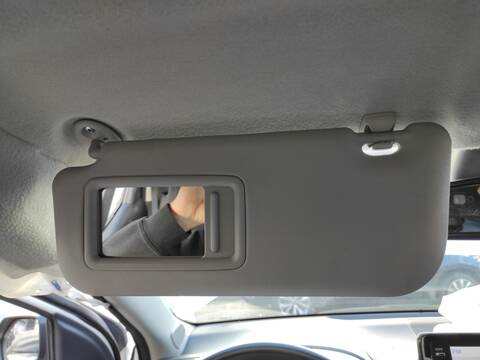 Parasol Izquierdo Toyota Yaris M15A