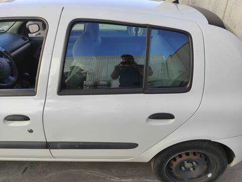 Puerta Trasera Izquierda Renault Clio D7F720