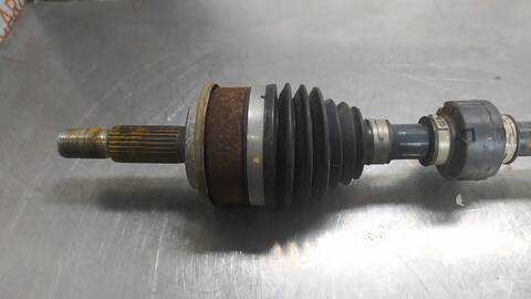 Foto 3ª: Transmision Delantera Izquierda Toyota Auris HYBRID ACTIVE BUSINESS PLUS 136CV 100KW (2016)