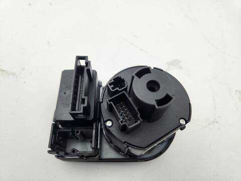 Foto 3ª: Mando Luces Audi A3 2.0 TDI AMBIENTE 140CV 103KW [CFFB] (2003)